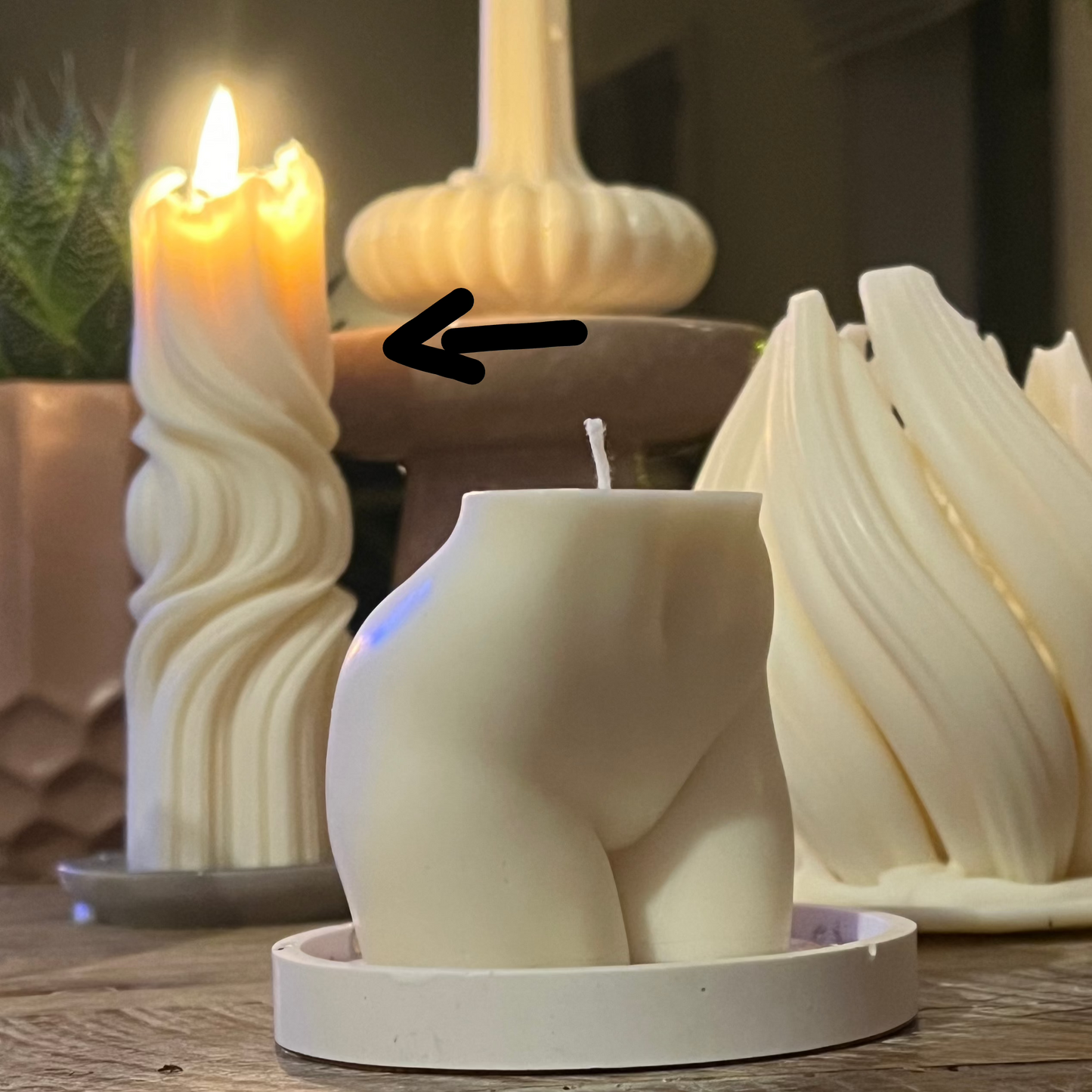 Pfirsich – Skulpturkerze "Pfirsichform" aus Olivenwachs