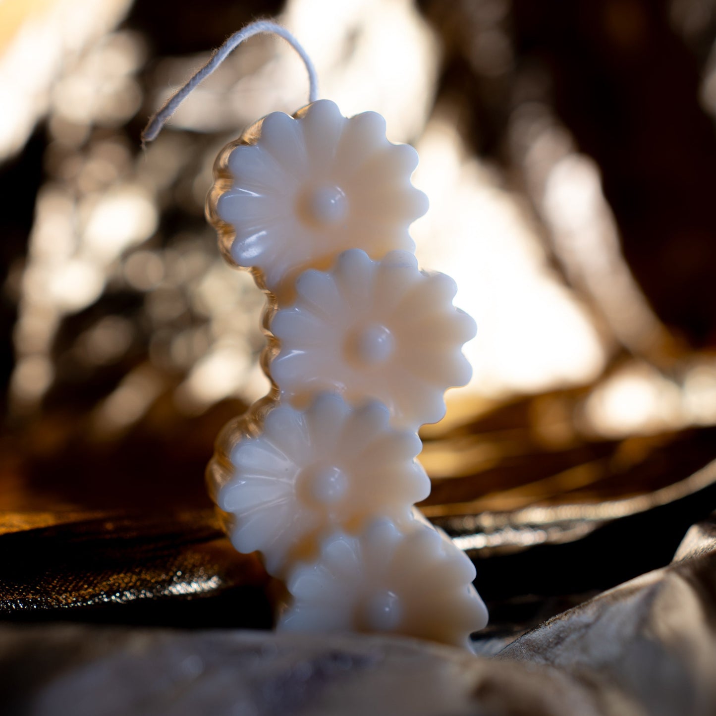 Lichtblumen – Blumenförmige Kerze aus natürlichem Olivenwachs